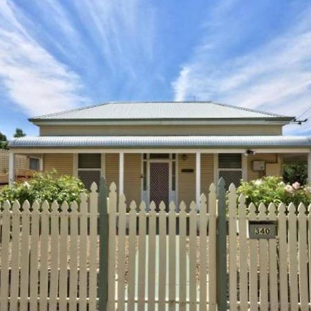 Maeville Cottage Broken Hill Exteriér fotografie